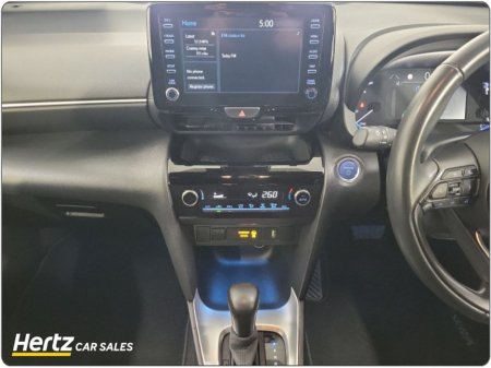 2023 Toyota Yaris Cross DESIGN HEV 1.5 Petrol Automatic €25,895 thumbnail