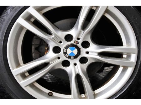 2017 BMW 3 Series - thumbnail 29