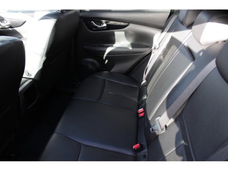 2017 Nissan Qashqai - thumbnail 19