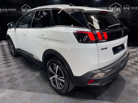 2020 Peugeot 3008 - thumbnail 11