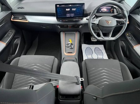 2023 Cupra Born V1 // VERY LOW MILEAGE // APPLE CARPLAY/ANDROID AUTO // 360 DEGREE SURROUND PARKING CAMERAS €24,900 thumbnail