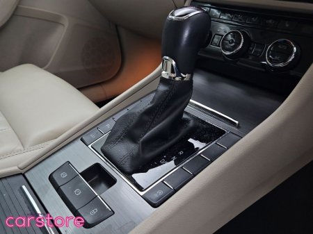 2020 Skoda Superb Style 1.5TSI 150HP DSG €25,880 thumbnail