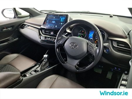 2020 Toyota C-HR HYBRID AUTO €21,995 thumbnail