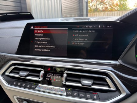 2019 BMW X5 - thumbnail 25