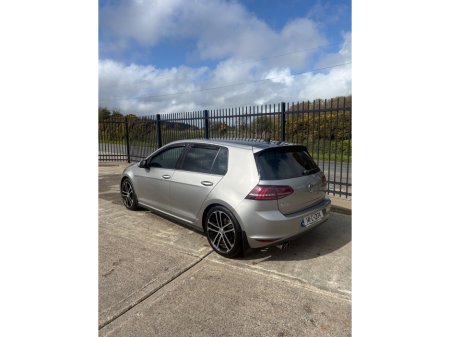 2014 Volkswagen Golf - thumbnail 10