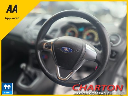 2016 Ford Fiesta ZETEC 1.25 60PS M5 5DR MCA 4DR €11,995 thumbnail