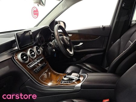 2017 Mercedes-Benz GLC Class - thumbnail 9