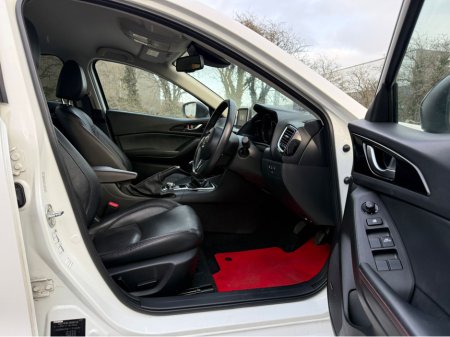 2016 Mazda Mazda3 2.2 D 150PS PLATINUM BL I 4 4DR €8,999 thumbnail