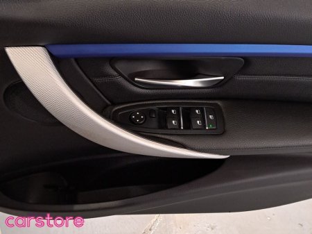 2017 BMW 3 Series - thumbnail 17