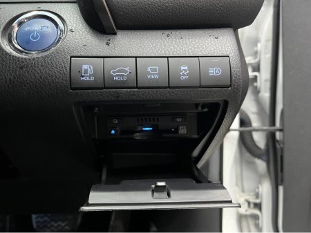 2021 Toyota Camry €27950 2021 TOYOTA CAMRY WS 2.5 AUTOMATIC / CRUISE CONTROL / 360° PARKING CAMERA / ELECTRIC HEATED SEATS / PADDLE SHIFTERS AND MORE €27,950 thumbnail