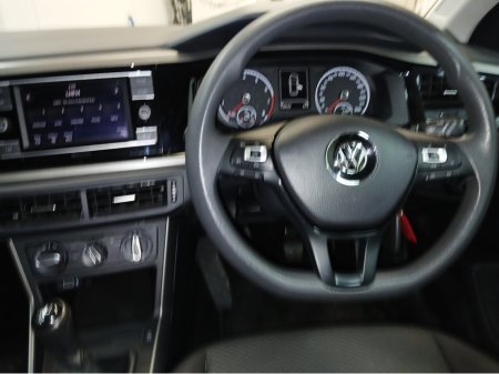 2018 Volkswagen Polo 1.0 LE  65BHP 5DR : One Owner : Air Con / Alloys / Fogs €13,950 thumbnail