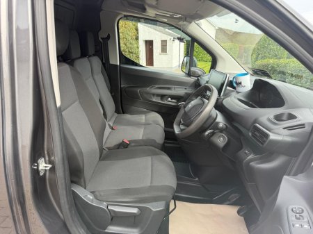 2022 Peugeot Partner - thumbnail 13