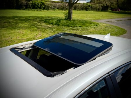 2016 Lexus CT 200 h - thumbnail 13