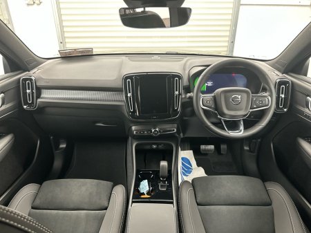 2026 Volvo EX40 - thumbnail 19