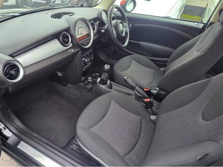 2014 MINI Hatch - thumbnail 9