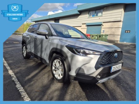 2023 Toyota Corolla Cross - thumbnail 3