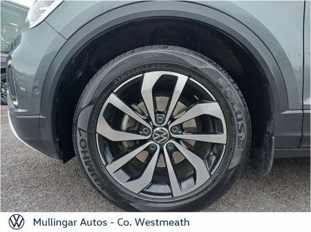 2024 Volkswagen T-Roc T-ROC STYLE 2.0 TDI M6F 116HP €32,950 thumbnail