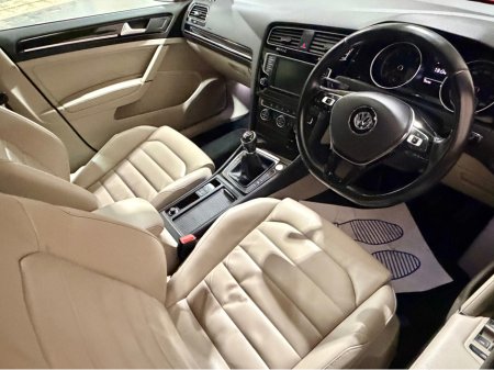 2017 Volkswagen Golf - thumbnail 10