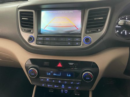 2016 Hyundai Tucson EXECUTIVE 5DR €12,900 thumbnail