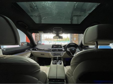 2016 BMW 7 Series - thumbnail 21