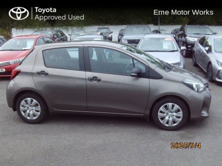 2016 Toyota Yaris YARIS 1.0 5DR TERRA MC €10,450