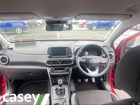 2018 Hyundai Kona KAUAI EXECUTIVE 2 TONE 5DR €13,950 thumbnail