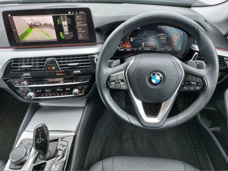 2022 BMW 5 Series - thumbnail 5
