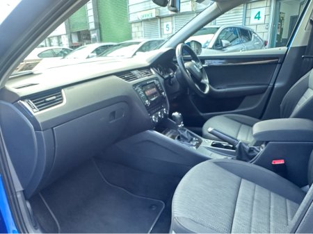 2014 Skoda Octavia - thumbnail 10