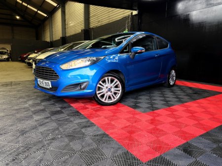 2013 Ford Fiesta - thumbnail 5
