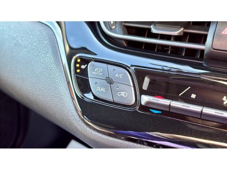 2018 Toyota C-HR - thumbnail 27