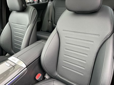 2025 Mercedes-Benz C Class - thumbnail 17