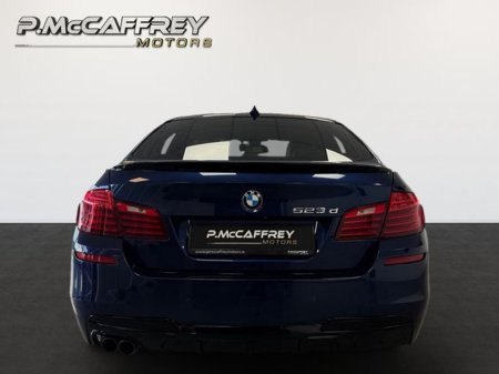 2016 BMW 5 Series - thumbnail 6