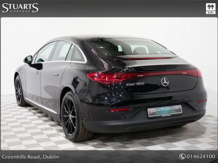 2024 Mercedes-Benz EQE 300 4DR AUTO*Adaptive High Beam Assist, Comfort Seats Cup/Bottle Holder Trim and Upholstery Leather, -black / space grey (201A) Anthracite linestructu €52,945