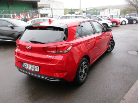 2022 Hyundai i30 I 30 DELUXE  1.6 TD 5DR thumbnail