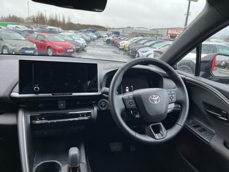 2024 Toyota C-HR Hybrid Sport €36,900 thumbnail