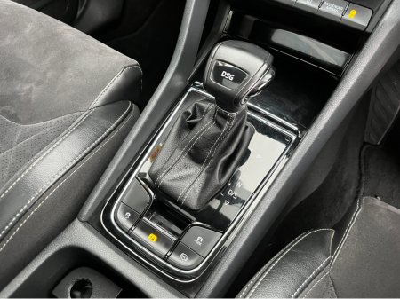 2020 Skoda Kodiaq SPORTLINE 7 SEATER AUTOMATIC 150BHP 2.0 DIESEL //PANORAMIC GLASS ROOF//HEATED SEATS AND STEERING WHEEL//REVERSE CAMERA// €33,950 thumbnail