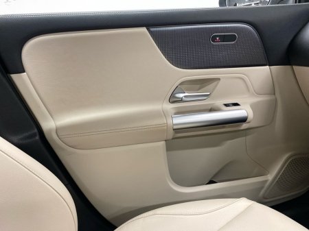 2023 Mercedes-Benz GLA Class - thumbnail 14