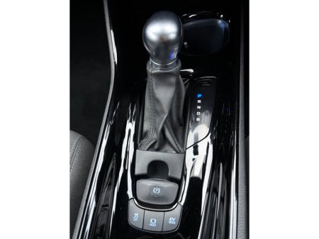 2022 Toyota C-HR 1.8 HYBRID SPORT BITONE €23,000 thumbnail