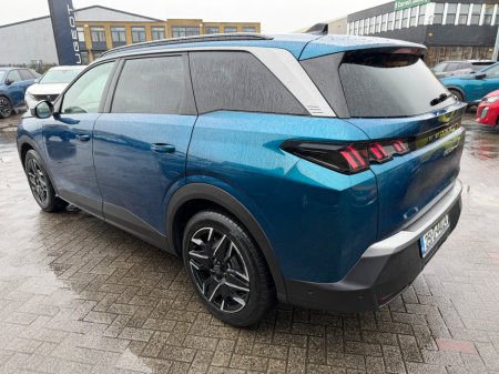 2025 Peugeot 5008 - thumbnail 6