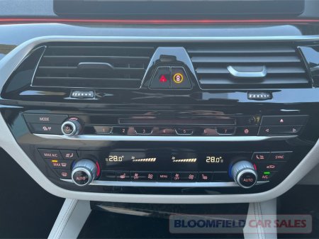 2017 BMW 5 Series MSPORT , SUNROOF // IMMACULATE €28,950 thumbnail