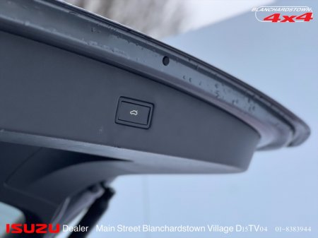 2024 Volkswagen Tiguan Allspace BEST TIGUAN R VW MAKES 320hp AWD €77,900 thumbnail