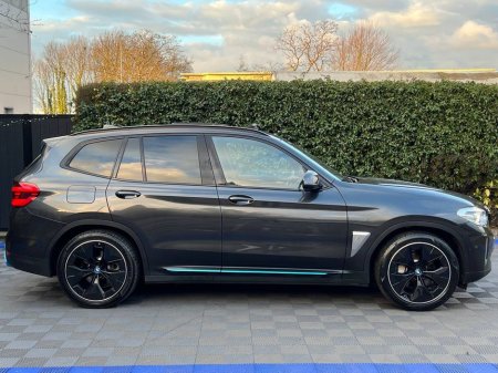2022 BMW iX3 IX3 // OPENING PAN ROOF // LEATHER HEATED SEATS // DIGITAL CLUSTER // APPLE CARPLAY/ANDROID AUTO €25,900 thumbnail
