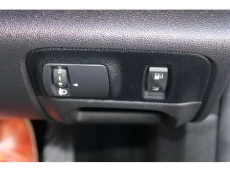 2018 Renault Megane - thumbnail 25