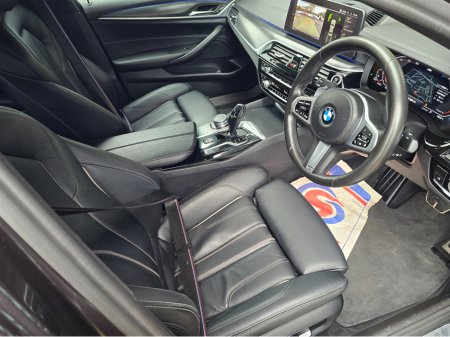 2021 BMW 5 Series - thumbnail 15