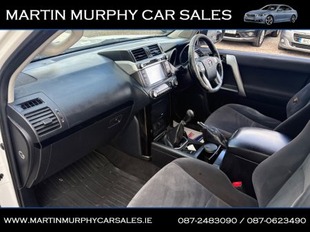 2016 Toyota Landcruiser - thumbnail 11