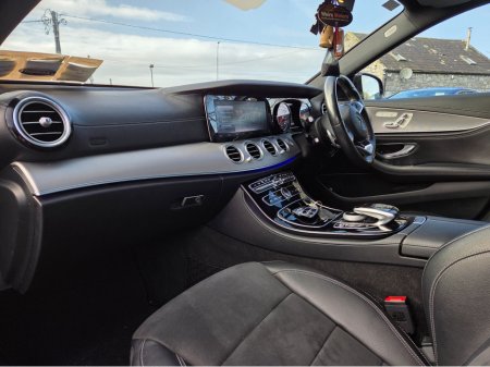 2017 Mercedes-Benz E Class E220 D AMG LINE PREMIUM AUTO 4DR €23,950 thumbnail