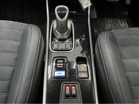 2018 Mitsubishi Outlander - thumbnail 21