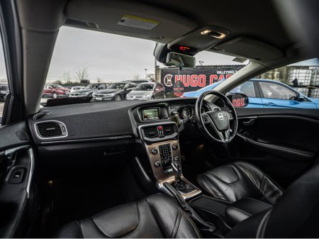 2014 Volvo V40 2014 Volvo V40 Cross Country Auto/New NCT/Warranty €10,888 thumbnail