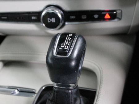 2020 Volvo V90 - thumbnail 22