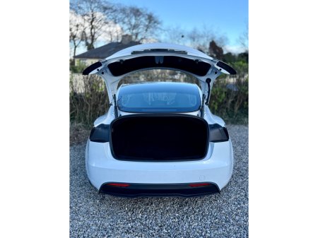 2025 Tesla Model 3 - thumbnail 32